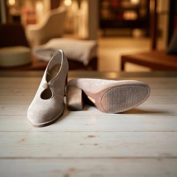 LATIGO FROM ANTHROPOLOGY TAUPE SUEDE SHOES - Picture 2 of 5
